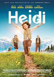 Filmplakat zu "Heidi". Ein Mädchen steht auf einer grünen Wiese, vor einer Berglandschaft und streckt mit fröhlichem Gesicht ihre Arme nach oben, rechts von ihr steht ein älterer Mann und links von ihr ein Junge, daneben Ziegen.